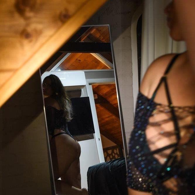 CurvyMoon is Female Escorts. | Adelaide | Australia | Australia | aussietopescorts.com 