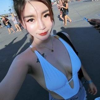 Alice is Female Escorts. | Newcastle | Australia | Australia | aussietopescorts.com 