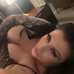 Come get seduced by sexy savvy is Female Escorts. | Perth | Australia | Australia | aussietopescorts.com 