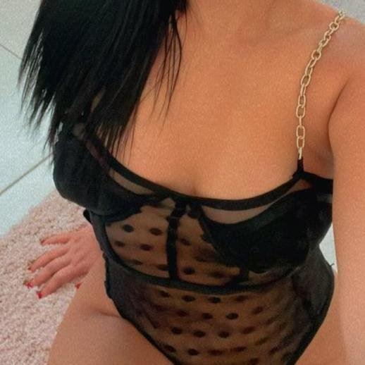 hot babe is Female Escorts. | Cairns | Australia | Australia | aussietopescorts.com 