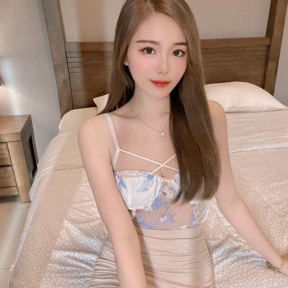 35DD  Natural Busty Silky Skin Japaneses Girls 20 YRS Pizza is Female Escorts. | Brisbane | Australia | Australia | aussietopescorts.com 
