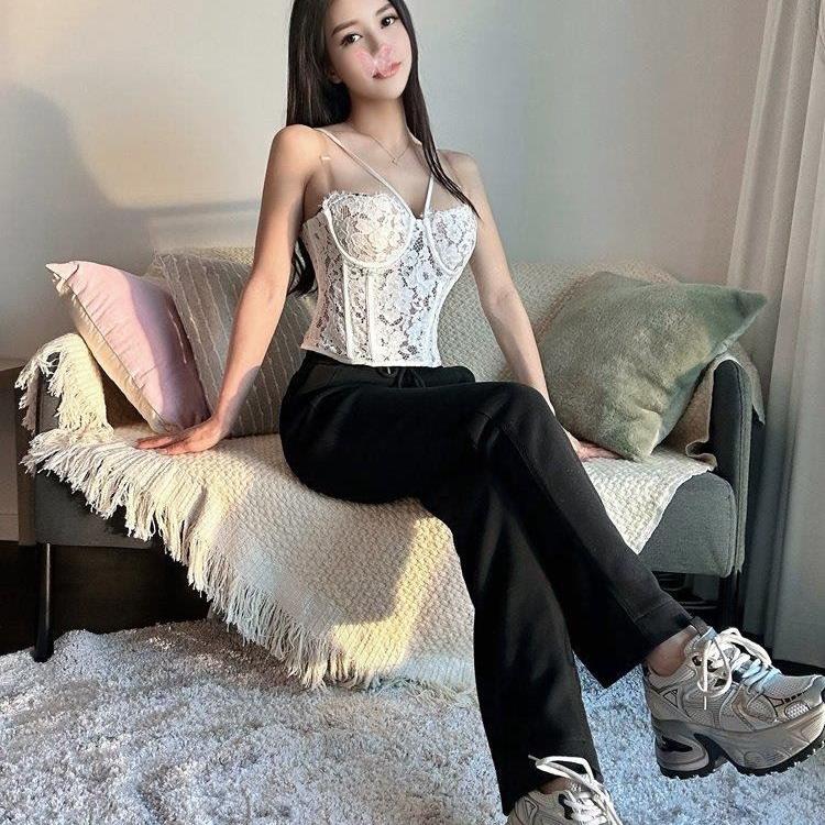 DALE is Female Escorts. | Melbourne | Australia | Australia | aussietopescorts.com 