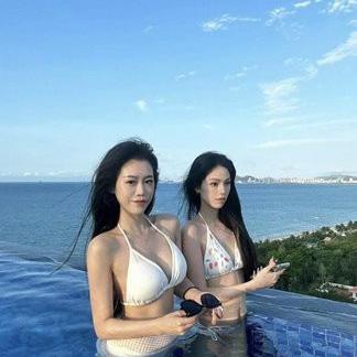 Mira and Mina double cuddle is Female Escorts. | Perth | Australia | Australia | aussietopescorts.com 