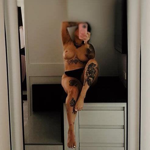 Em is Female Escorts. | Cairns | Australia | Australia | aussietopescorts.com 
