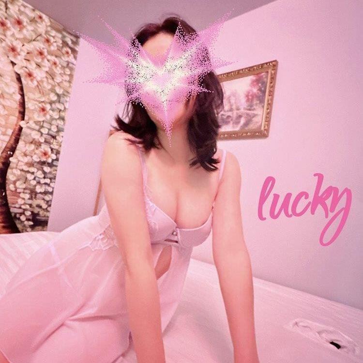 GOLD FINGER MASSAGE 1 is Female Escorts. | Perth | Australia | Australia | aussietopescorts.com 