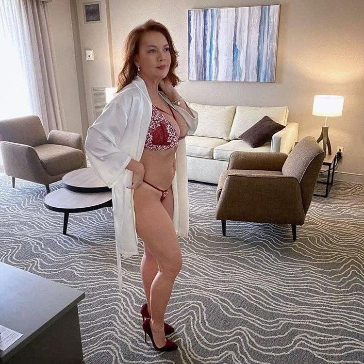 Indah is Female Escorts. | Newcastle | Australia | Australia | aussietopescorts.com 