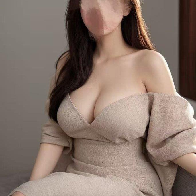 F Bombshell is Female Escorts. | Launceston | Australia | Australia | aussietopescorts.com 