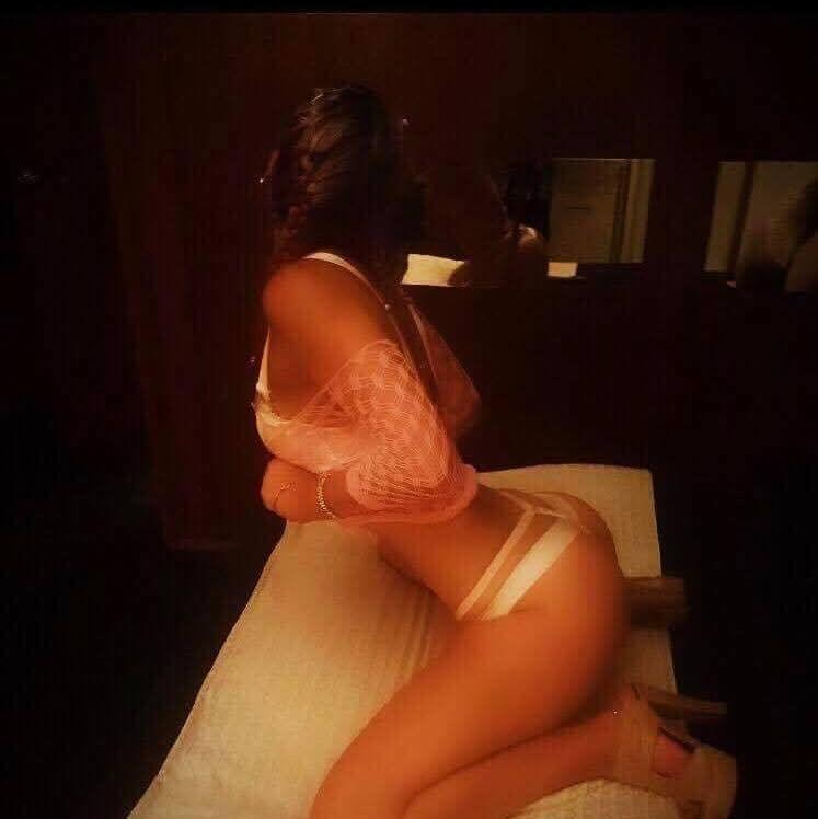 Midnight delight is Female Escorts. | Newcastle | Australia | Australia | aussietopescorts.com 