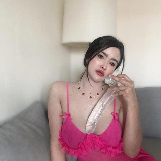 Helen is Female Escorts. | Cairns | Australia | Australia | aussietopescorts.com 