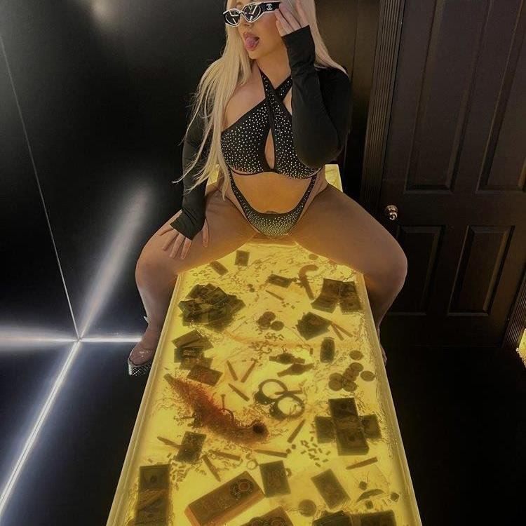xo Anya is Female Escorts. | Sydney | Australia | Australia | aussietopescorts.com 